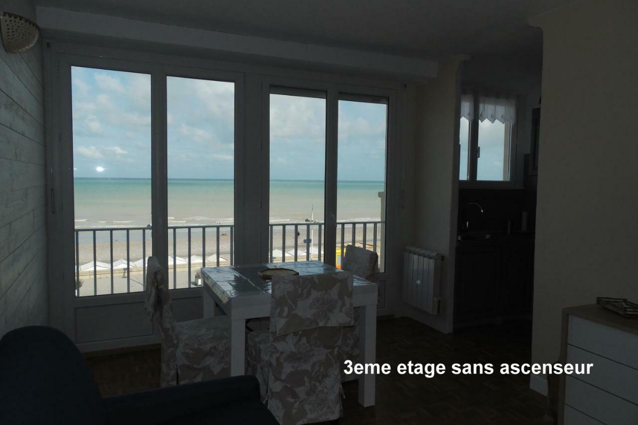 L' Entre Mer Et Falaise Le Tréport Kültér fotó